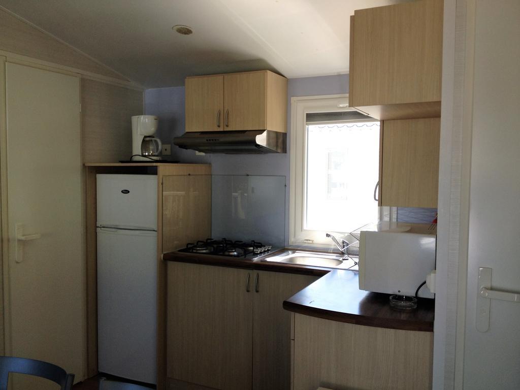 Mobil Home De Patricia Et Franck Нарбон-Плаж Екстериор снимка